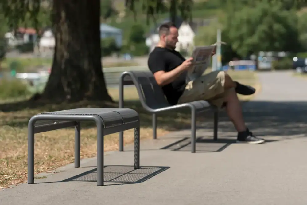 Modell 203 – Parkbank von Jung Parkmöbel